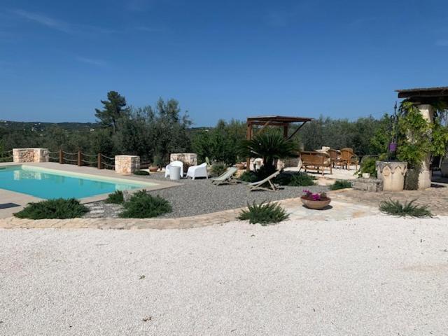 Trulli Santa Maria Odegitria Relais Guest House Остуни Екстериор снимка